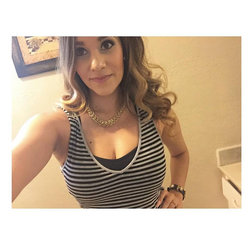Kimberly Dominguez Photo 11