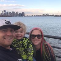 Elizabeth Smiley Photo 16