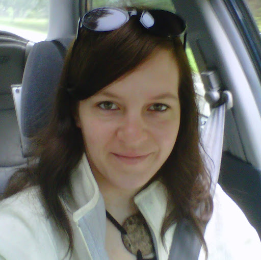 Julia Macdonald Photo 7