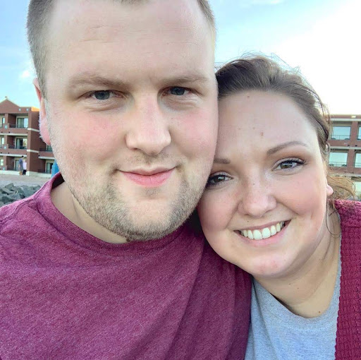 Laura Wagner Photo 39