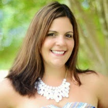 Stephanie Hartman Photo 20