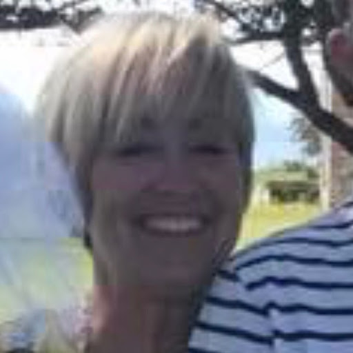 Marilyn Ward Photo 14