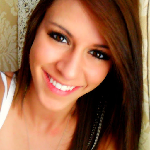 Anna Roberson Photo 4