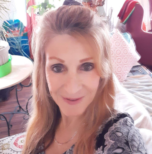 Debra Diamond Photo 15