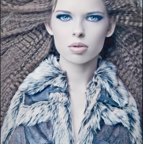 April Berry Photo 33