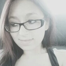 Kristy Mitchell Photo 13