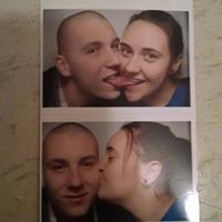 Chrissy Howell Photo 3