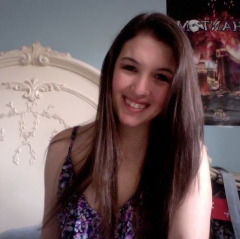Victoria Suarez Photo 19