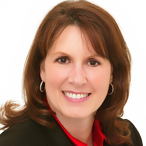 Carmen Moore Photo 30