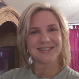 Jennifer Sneed Photo 7