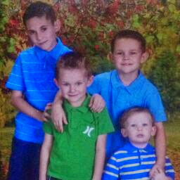 Kristy Moore Photo 25