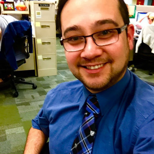 Chris Ramos Photo 22