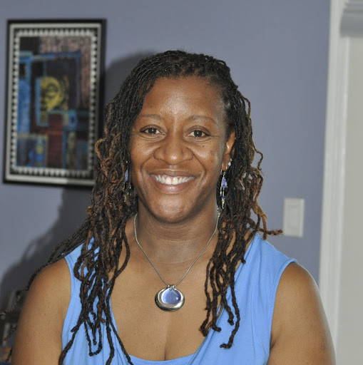 Regina Martin Photo 14