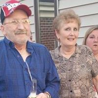 Teresa Holland Photo 30