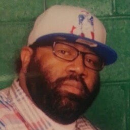 Derrick Cole Photo 21