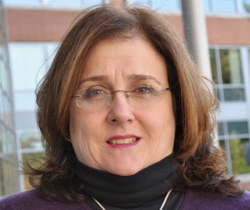 Katherine Wills Photo 23