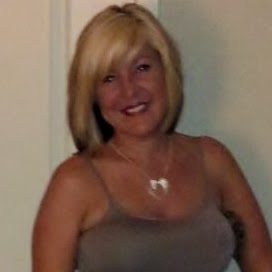 Paula Bloom Photo 17