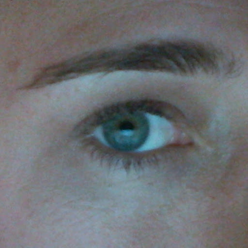 Adrianne Roberts Photo 13