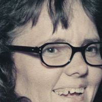 Linda Vance Photo 14