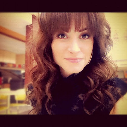 Maria Santiago Photo 22