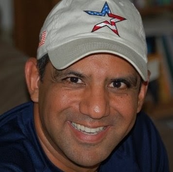 Rene Rivera Photo 13