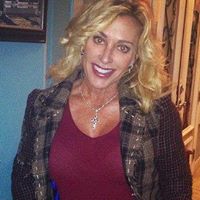 April Hart Photo 18