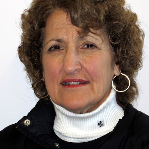 Ellen Ritter Photo 25