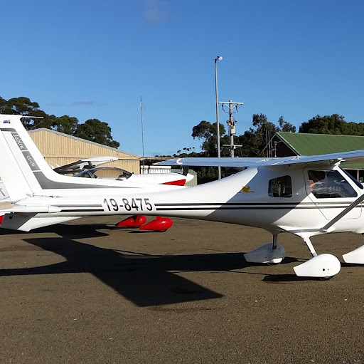 Laurie Armstrong Photo 13