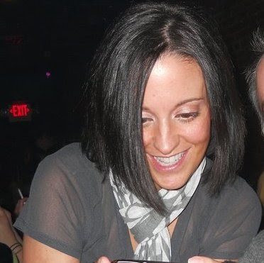 Dana Singer Photo 22