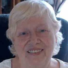 Sandra Knapp Photo 28