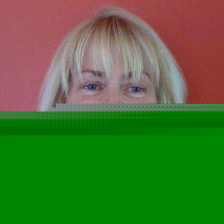 Jane Casey Photo 35