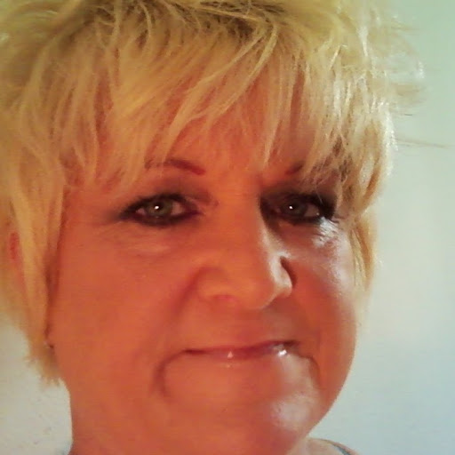 Pamela Sweeney Photo 34