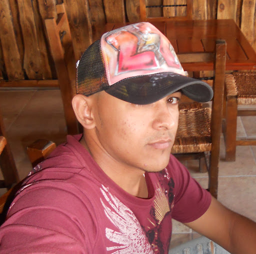 Carlos Hidalgo Photo 40
