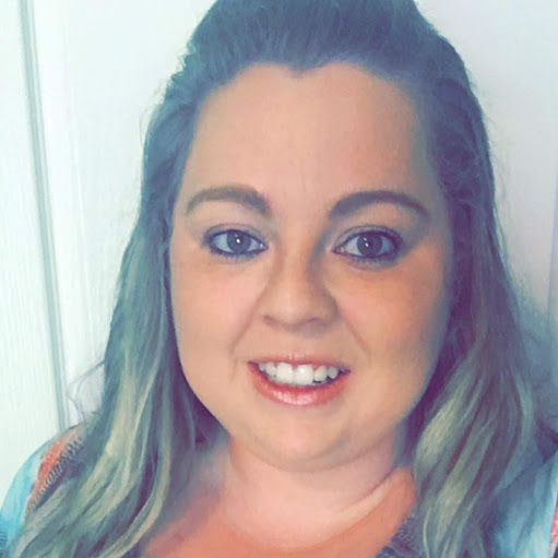 Caitlin Hall Photo 17