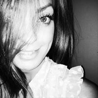 Therese Rowe Photo 7