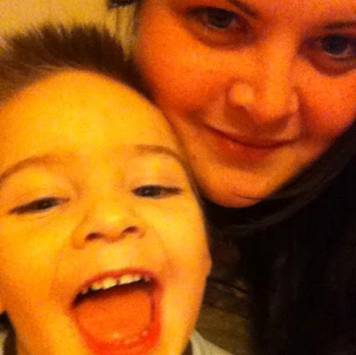 Sara Chapman Photo 29