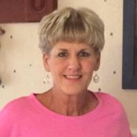 Jennifer Nealon Photo 9