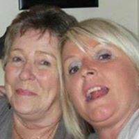 Wendy Hunter Photo 25