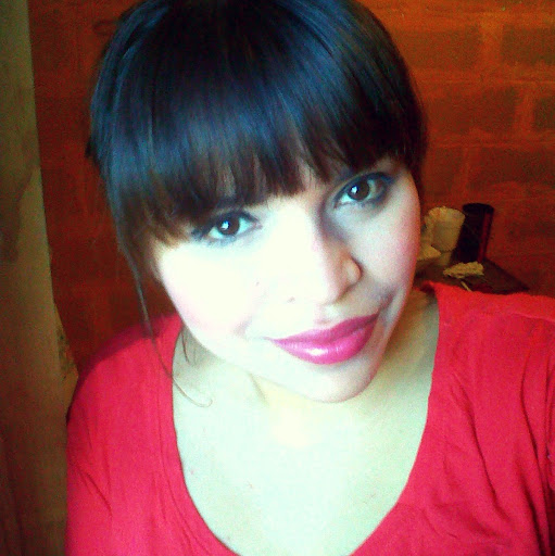 Ruth Flores Photo 13