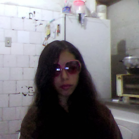 Julia Rossi Photo 14