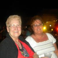 Kelly Wells Photo 7