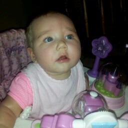 Julia Ojeda Photo 15