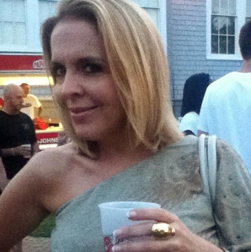 Laurie Greene Photo 29