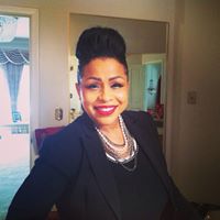 Wallace Short Photo 13