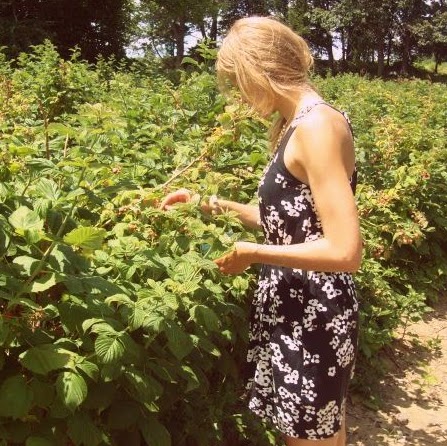 Sarah Funk Photo 8