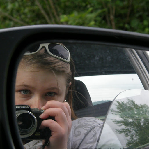 Sarah White Photo 18