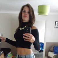 Kelly Valentine Photo 14