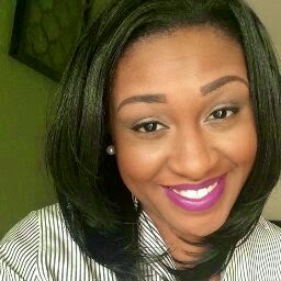 Robyn Davis Photo 17