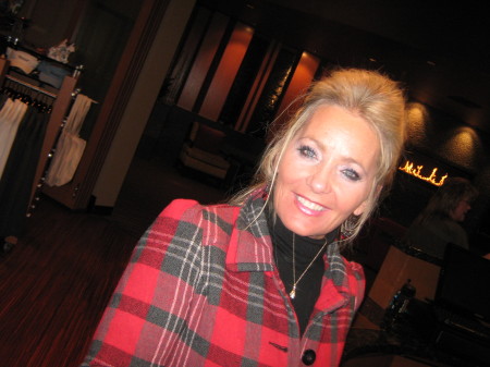 Sally Morton Photo 32