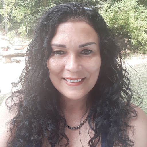 Silvia Summers Photo 5